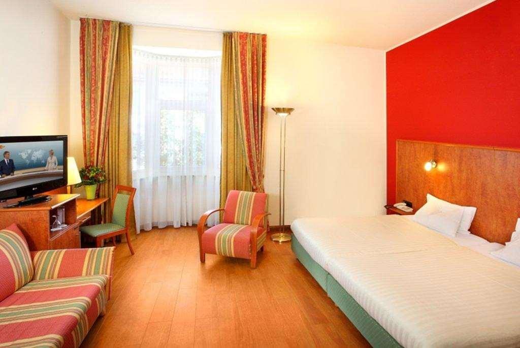 1, 2, Sleep Boardinghouse Unterschleissheim Zentrum חדר תמונה