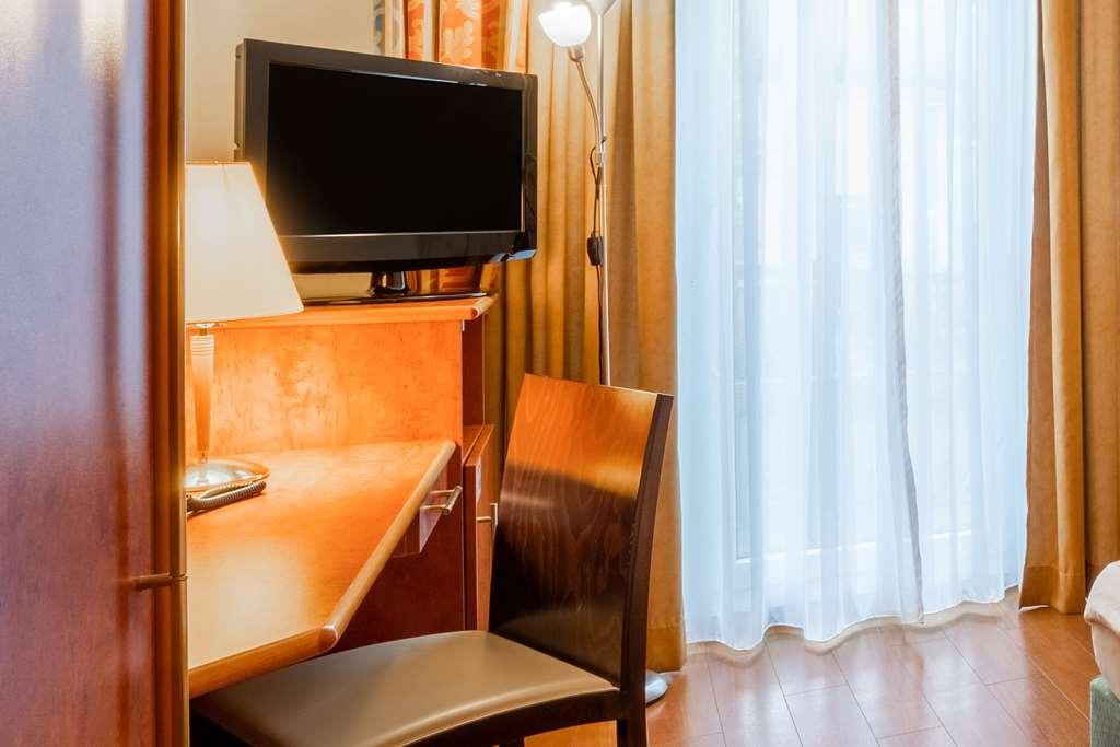 1, 2, Sleep Boardinghouse Unterschleissheim Zentrum חדר תמונה