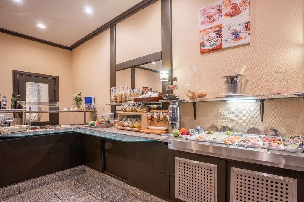 1, 2, Sleep Boardinghouse Unterschleissheim Zentrum מסעדה תמונה