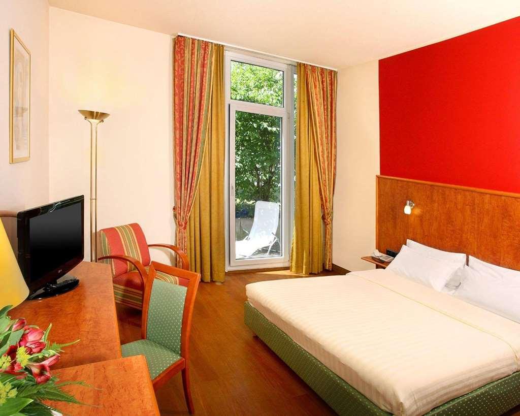 1, 2, Sleep Boardinghouse Unterschleissheim Zentrum מראה חיצוני תמונה