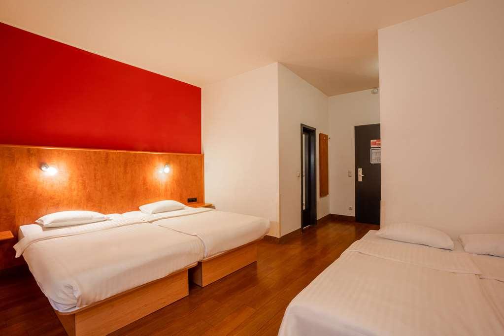1, 2, Sleep Boardinghouse Unterschleissheim Zentrum חדר תמונה