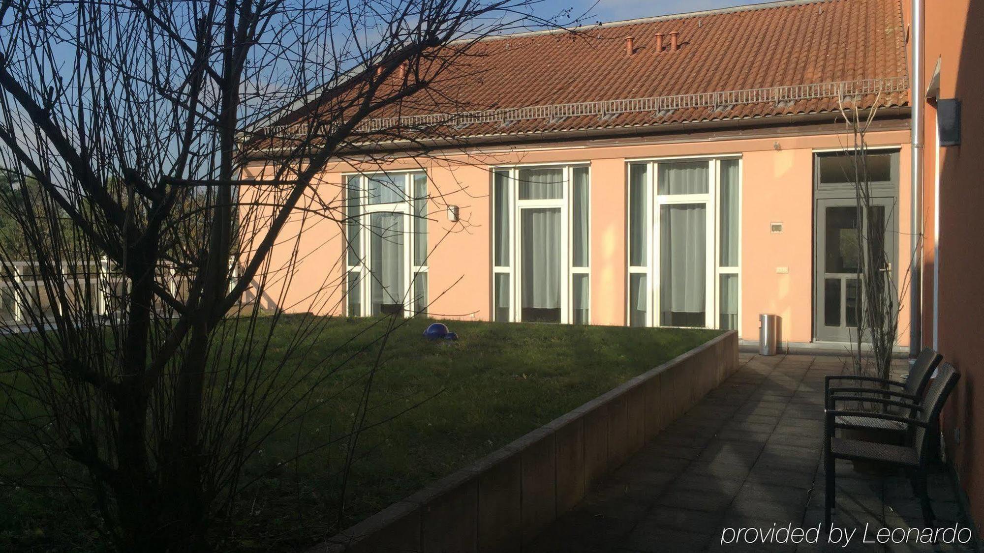 1, 2, Sleep Boardinghouse Unterschleissheim Zentrum מראה חיצוני תמונה
