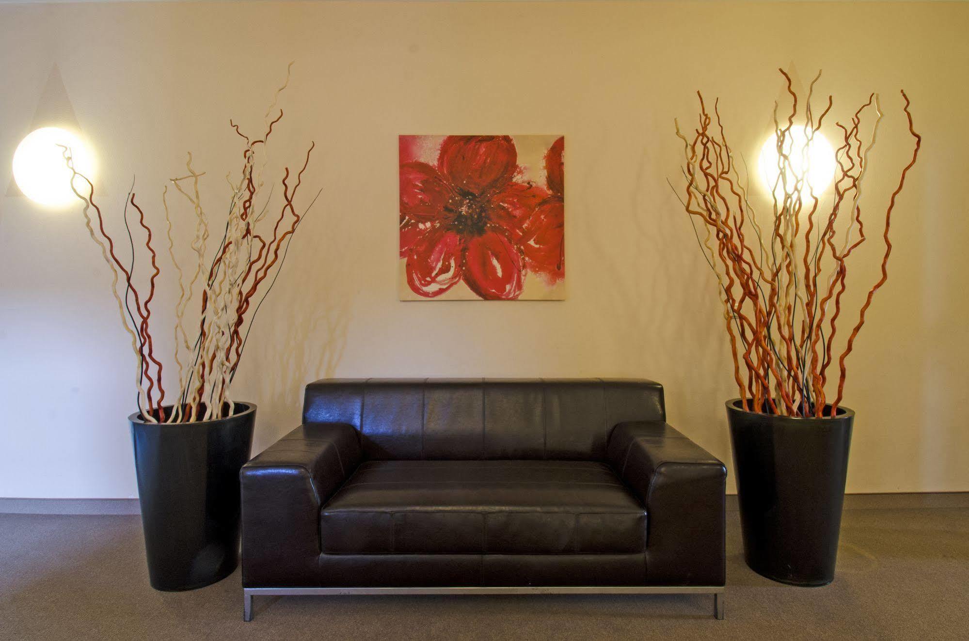 1, 2, Sleep Boardinghouse Unterschleissheim Zentrum מראה חיצוני תמונה